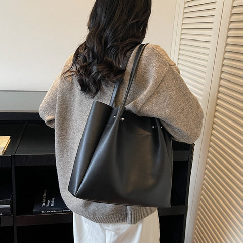 Large-capacity New-style Shoulder Bag Vintage High-end Minimalist